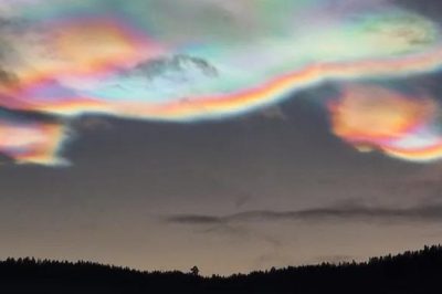 Rare Rainbow Clouds Illuminate Arctic Skies: Stunning Photos